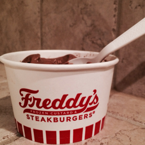 Freddys_Frozen_Custard_&_Steakburgers_theturquoisetable