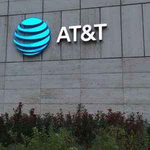 New_AT&T_Logo_in_Dallas,_TX_Luismt94