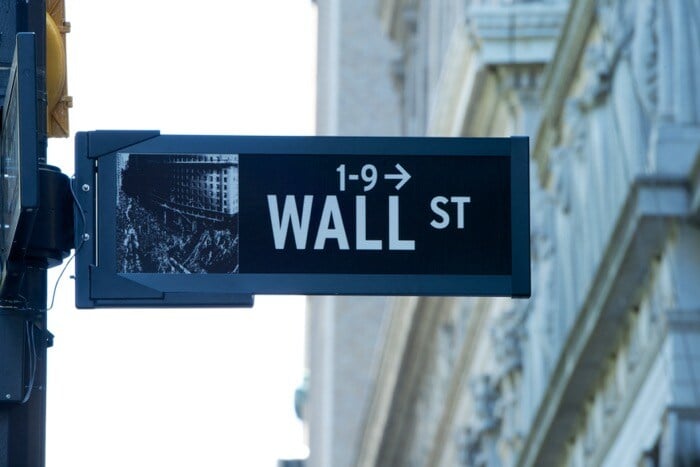 Wall_Street_Sign_(1-9)_Vlad Lazarenko